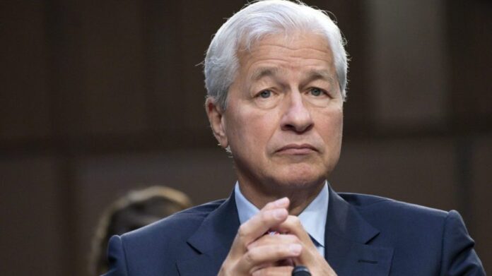 dimon-on-trump-media-debanking:-‘people-have-to-grow-up-here’