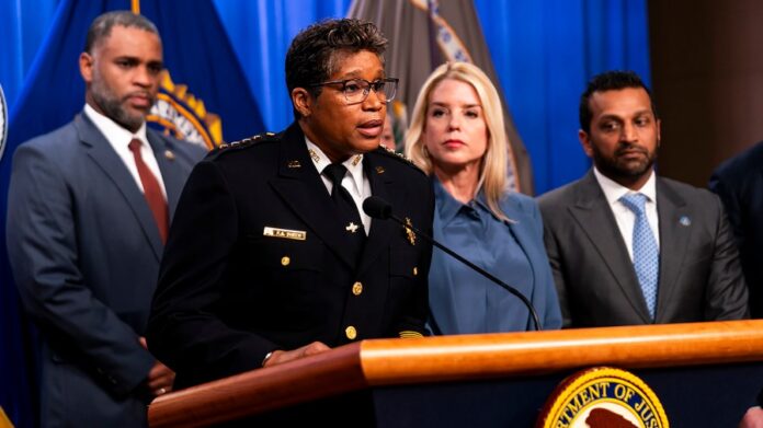 dc-police-chief-stepping-down-amid-trump-national-guard-push