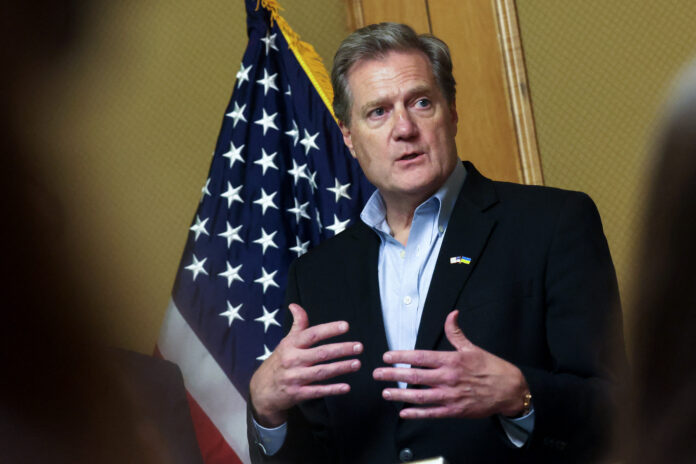 rep.-mike-turner-says-russia,-ukraine-“getting-closer”-to-peace-deal