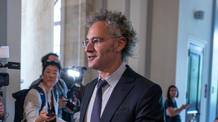 palantir-courts-major-federal-contracts-—-and-controversy-—-in-trump-era