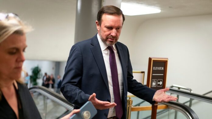 murphy-rips-venezuela-operation:-‘there-are-evil,-brutal-dictators-all-over-the-world’