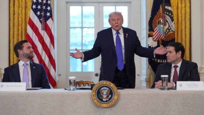 big-oil-expresses-tepid-interest-as-trump-seeks-deal-on-venezuela