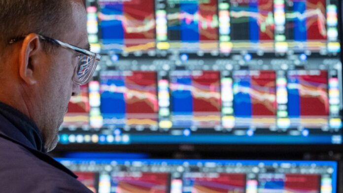 wall-street-journal:-‘inflation-isn’t-rising,-but-it-also-isn’t-coming-down’