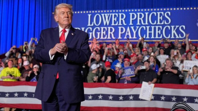 live-updates:-trump-speaks-in-iowa-as-he-defends-noem-from-resignation-calls