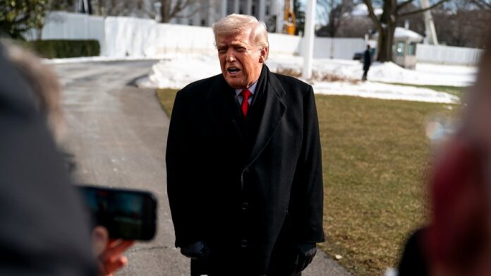 trump-approval-among-independent-voters-hits-new-low:-poll