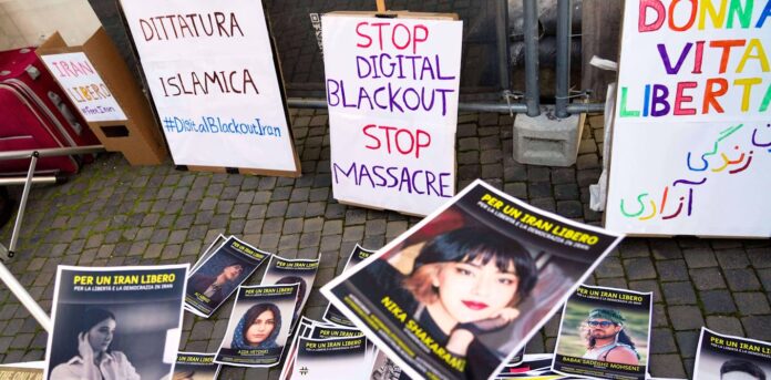 why-iran-keeps-turning-off-the-internet-during-mass-protests