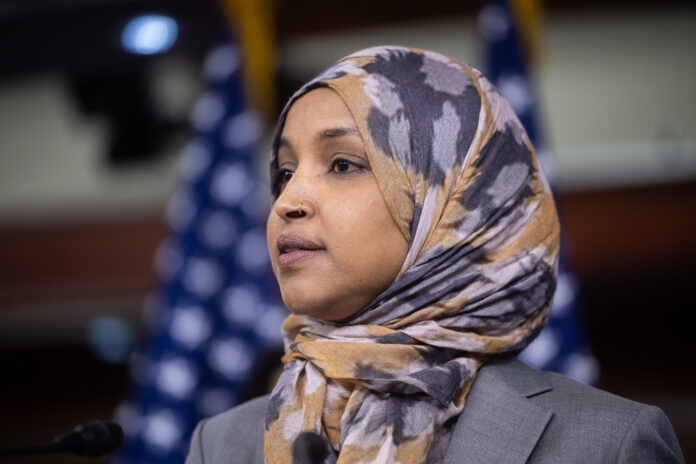 trump-escalates-feud-with-ilhan-omar,-appears-to-suggest-she-is-linked-to-isis