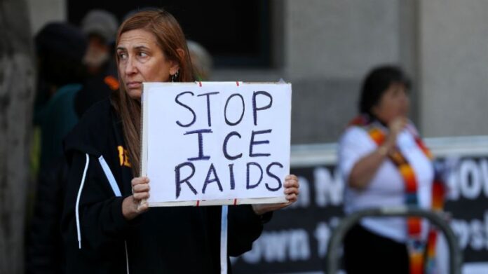 6-in-10-say-trump-administration-hasn’t-given-honest-account-of-pretti-shooting:-survey