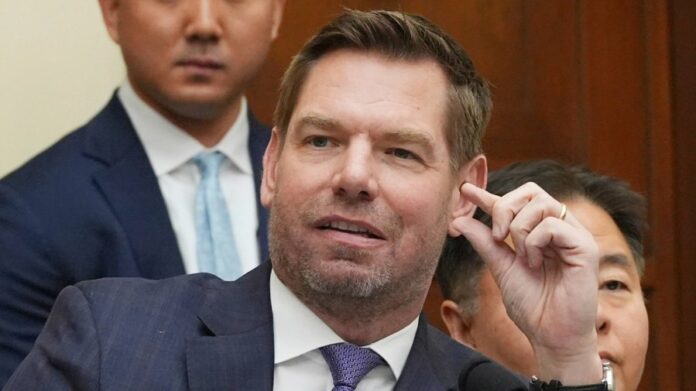 swalwell:-republicans-‘s‑‑‑-talk’-trump-at-congressional-gym