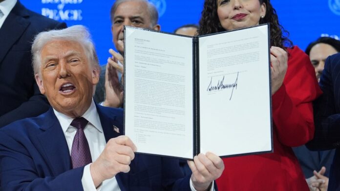 majority-of-americans-say-us-standing-on-world-stage-has-deteriorated-under-trump:-poll