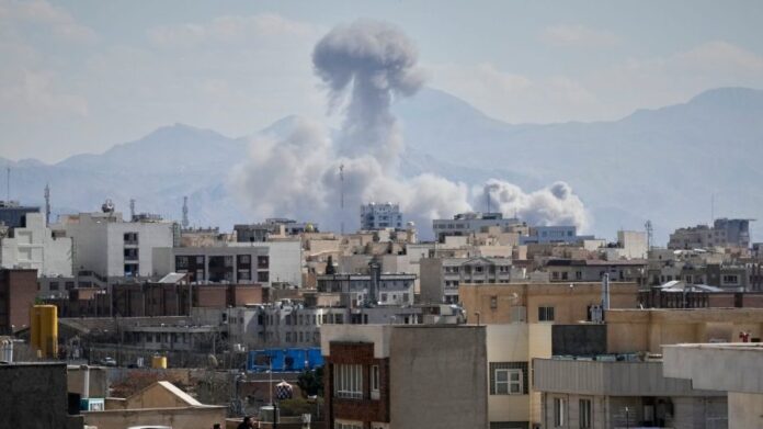 just-a-quarter-of-americans-back-iran-strikes:-poll