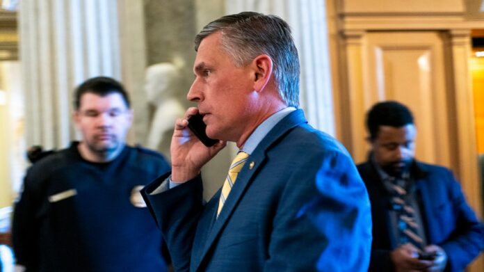 senate-democrats-restart-energy-bill-negotiations