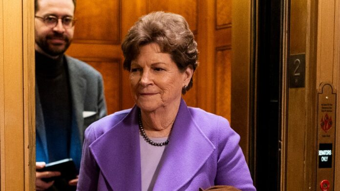 senate-democrats-press-pentagon-on-iran-school-bombing