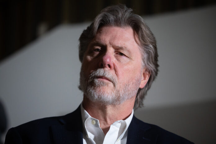 house-republicans-will-advance-18-month-extension-of-spy-powers,-leaders-say