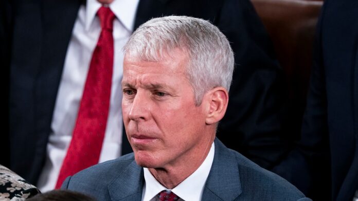 energy-secretary-says-he’ll-personally-review-x-posts-after-military-escort-gaffe