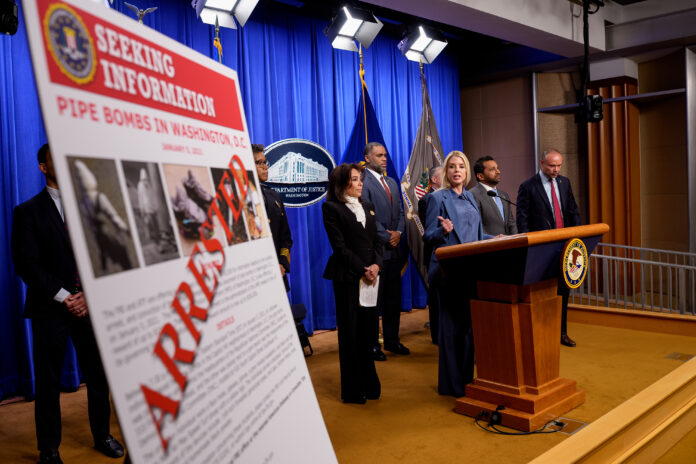 man-charged-with-planting-bombs-near-the-capitol-claims-he’s-covered-by-trump-pardon