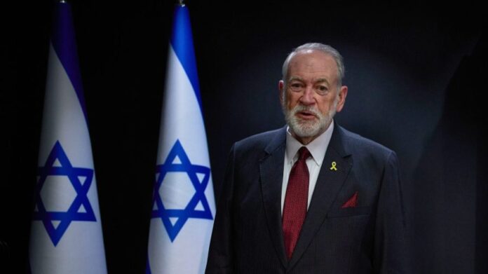 netanyahu,-huckabee-laugh-about-ticking-iranian-names-off-of-‘punch-card’