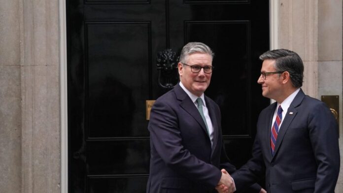 uk-allows-us-to-use-british-bases-to-strike-iranian-sites-targeting-strait-of-hormuz