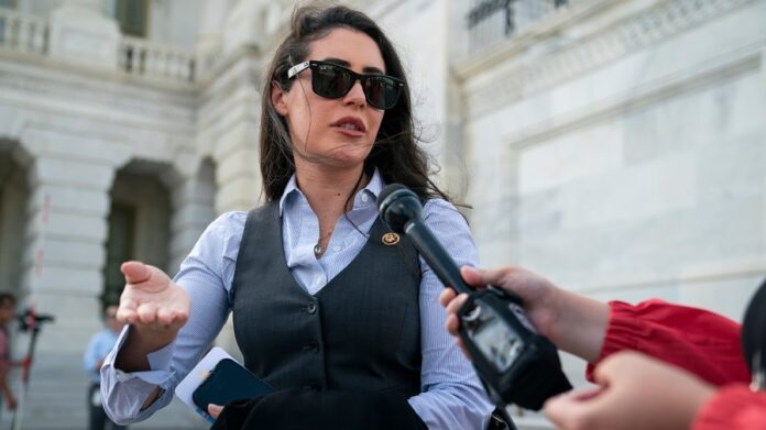 luna-slams-graham-for-comments-about-us-troops