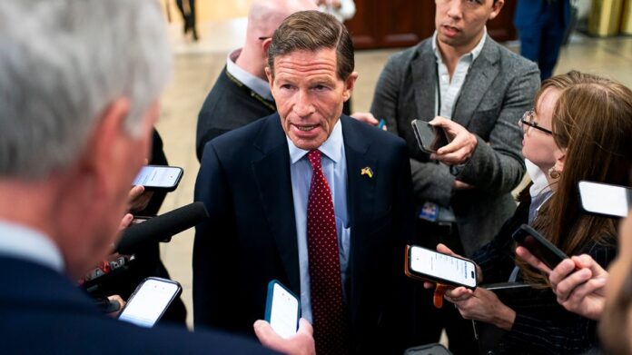 as-trump-sends-more-troops-toward-iran,-lawmakers-want-more-answers 