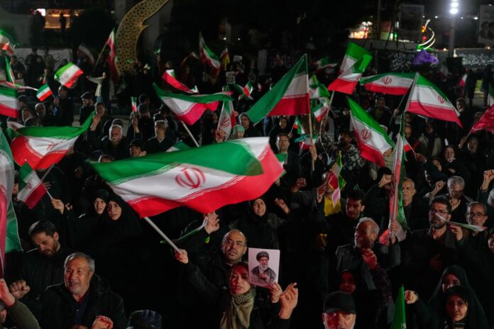 ice-is-trying-to-deport-iranians-the-war-is-getting-in-the-way.