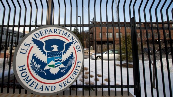 here’s-where-the-funding-fight-for-tsa,-ice-and-other-dhs-agencies-stands-amid-shutdown