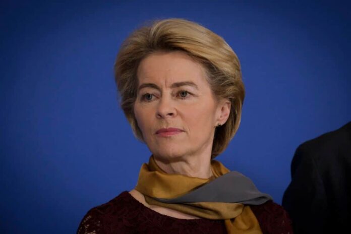 european-leaders,-convened-in-elsinore,-sign-declaration-of-independence-from-the-us