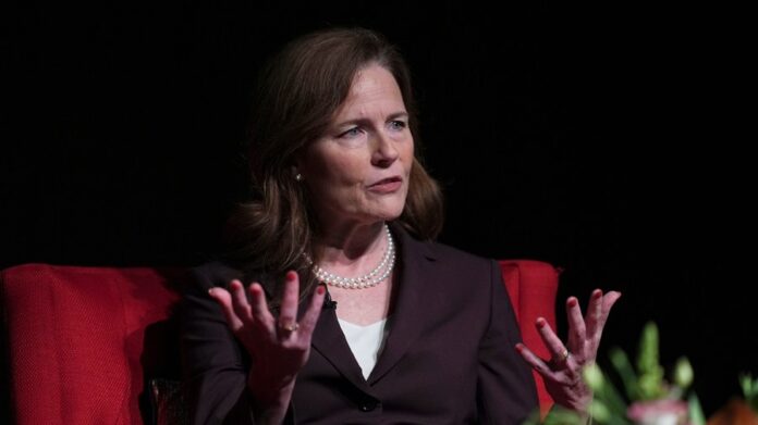 barrett-notes-‘messy’-outcomes of-trump’s-birthright-executive-order