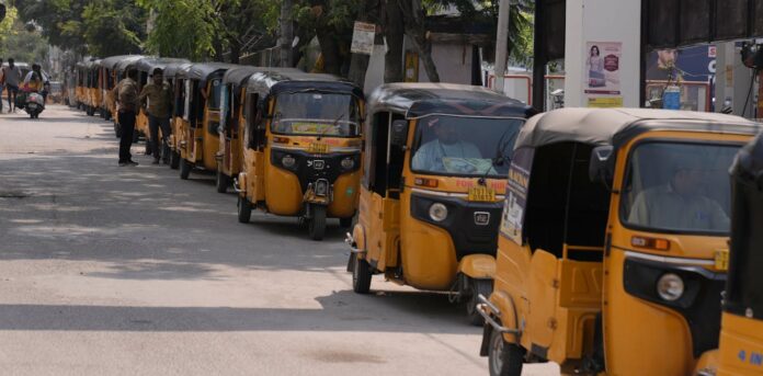 as-oil-shortages-deepen,-wartime-rationing-offers-a-guide-for-today’s-governments