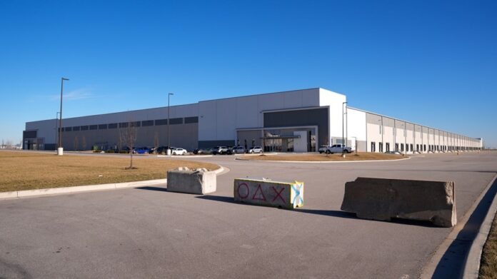 ice-warehouses-get-cold-shoulder-—-even-in-trump-country 