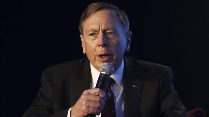 petraeus:-extended-talks-possible-as-iranians-‘quite-good-at-dragging-out-negotiations’