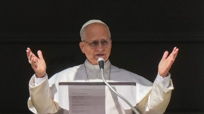 pope-leo-responds-to-trump’s-attack:-‘i’m-not-afraid-of-the-trump-administration’