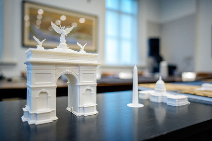 arts-commission-green-lights-trump’s-giant-arch