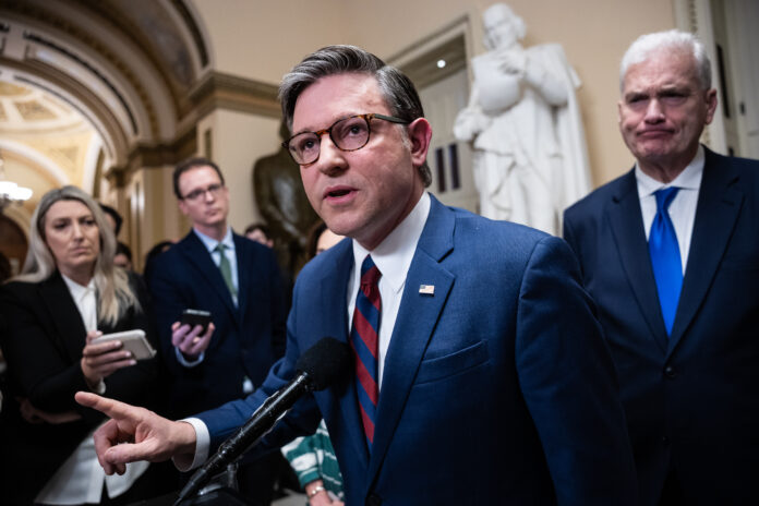 republicans,-white-house-considering-warrant-related-amendment-in-high-stakes-fisa-talks