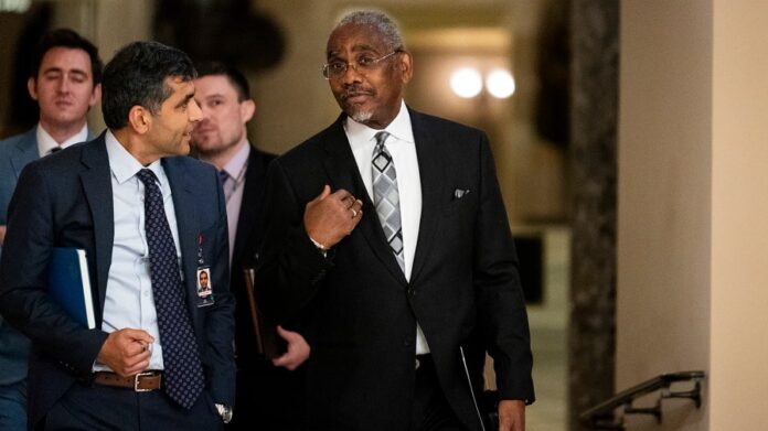 house-republicans-narrowly-reject-effort-to-end-trump’s-war-with-iran