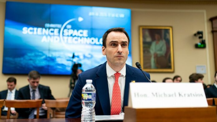 white-house-official-accuses-foreign-entities-of-‘industrial-scale’-theft-of-us-ai 