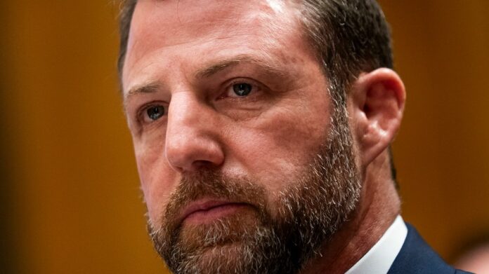 mullin-calls-schumer-‘lying-scumbag-politician’-amid-gop-push-to-fund-dhs