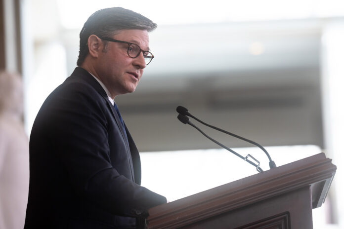 secret-service-needs-to-‘tighten-up’-after-whca-dinner-shooting,-johnson-says