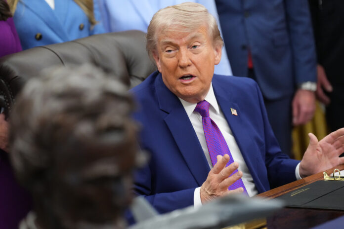 ceasefire-with-iran-on-‘life-support,’-trump-says