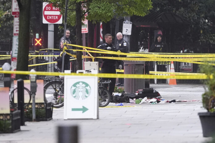suspect-dead-after-opening-fire-near-white-house-security-checkpoint,-secret-service-says