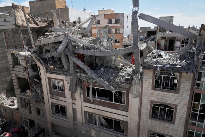 americans-remain-deeply-skeptical-of-war-in-iran,-poll-shows