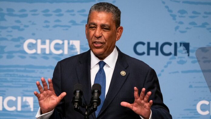 democrat-backs-jeffries-after-trump-calls-for-his-impeachment:-‘called-it-like-it-was’