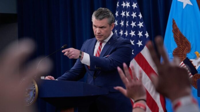 newsmax-reporter-to-hegseth:-‘when-did-the-president-decide-to-capitulate?’