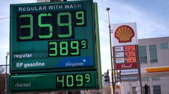 oil-prices-plunge-amid-reported-progress-in-us,-iran-talks