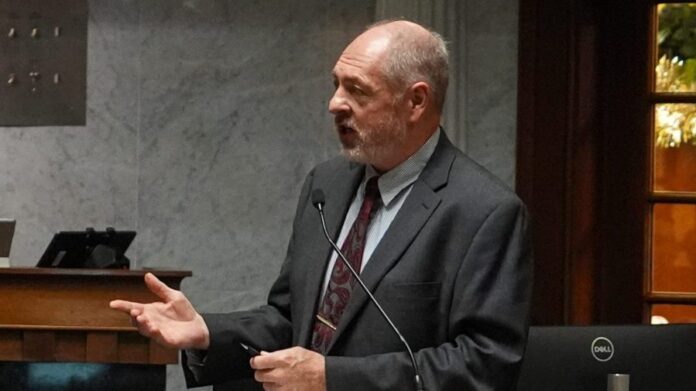 ousted-indiana-republican-state-senator:-‘i-made-the-right-choice’-on-redistricting