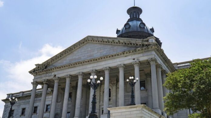 south-carolina-state-house-leaves-door-open-for-redistricting