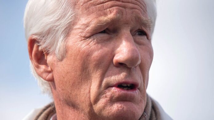 richard-gere-‘deeply-ashamed’-of-republicans’-immigration-rhetoric