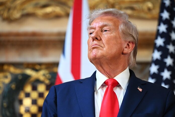 white-house-says-uk-should-not-ban-social-media-for-kids-under-16