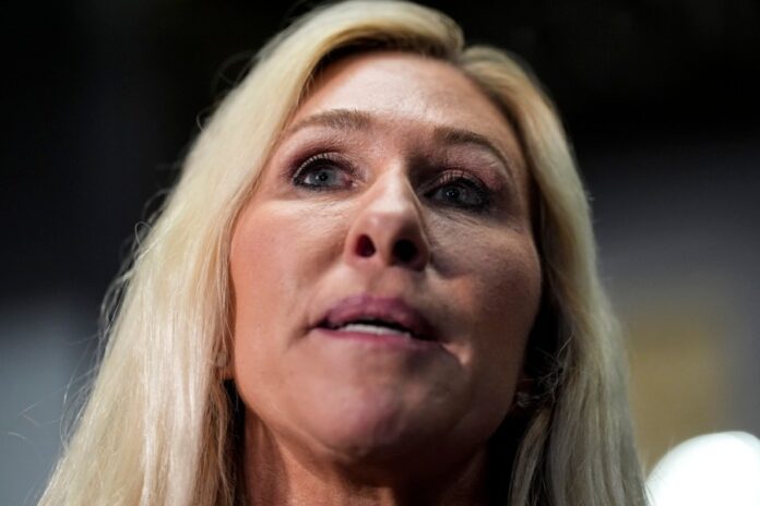 greene:-trump-team-‘making-him-look-like-a-fool’