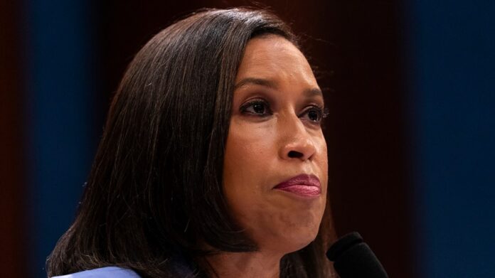 bowser-reinstates-limited-youth-curfew-in-dc